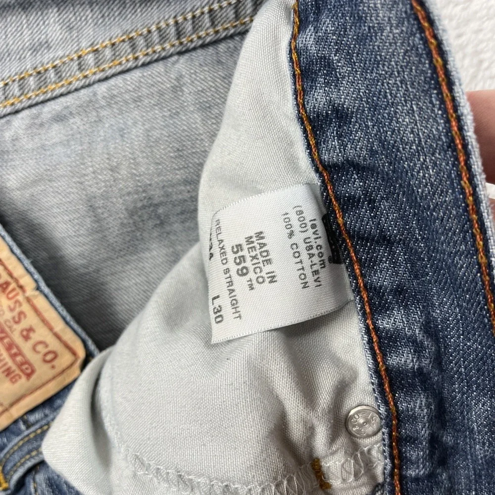 Vintage Levi's 559 Jeans Men's 34x30 Blue Relaxed Straight Faded Distressed y2k